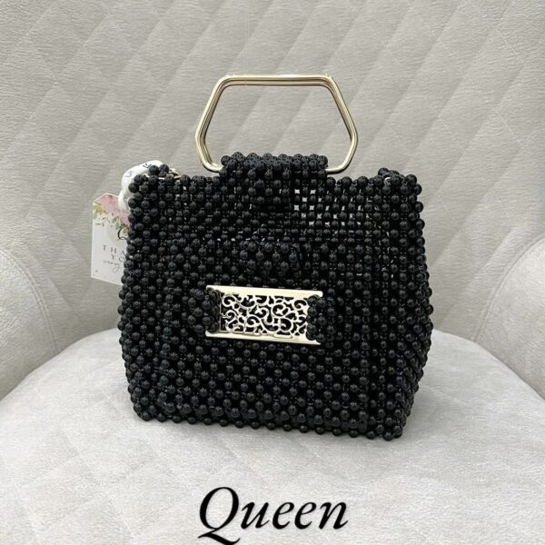 Bag – An Artistic Touch with Elegant Simplicity